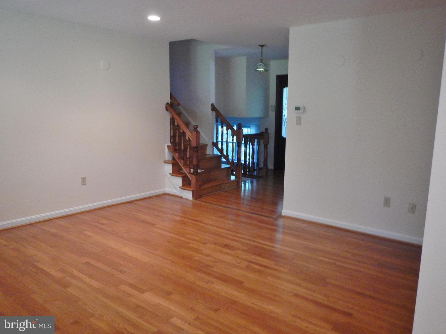 352 Ayr Hill Avenue NE photo 13