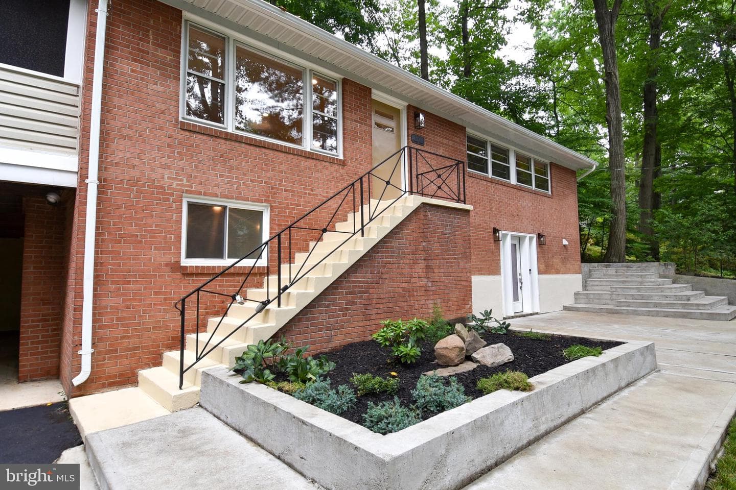 5232 Cherokee Avenue photo 3