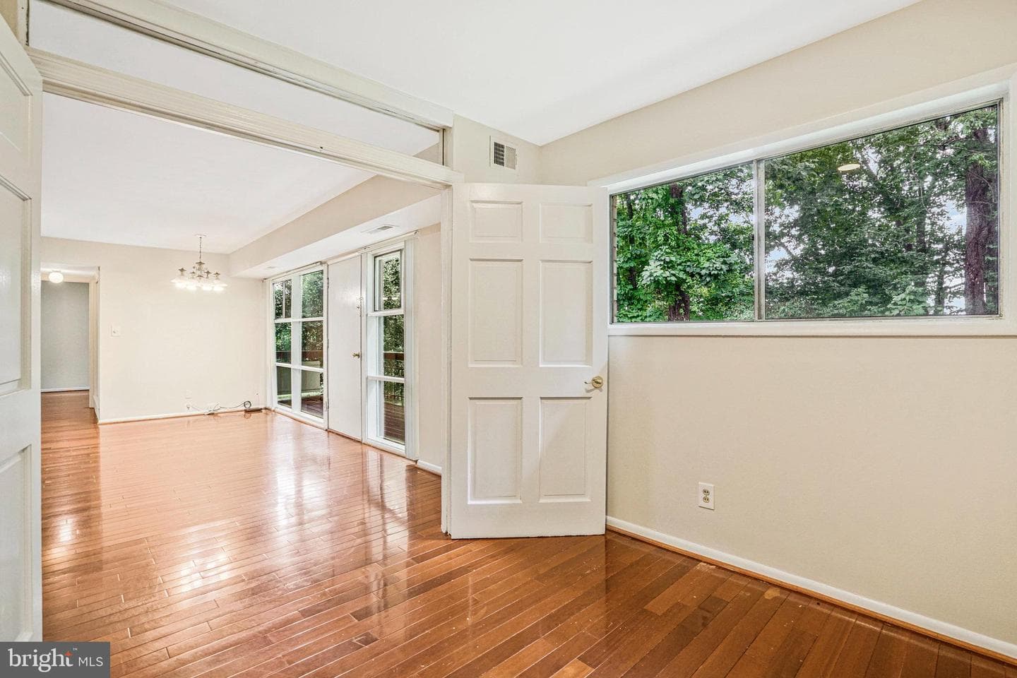 4305 Americana Drive #102 photo 10