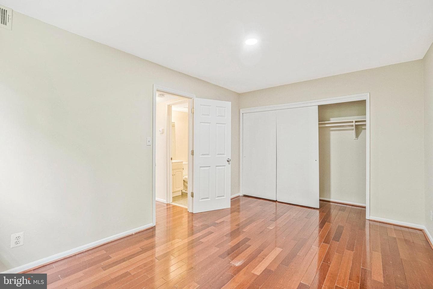 4305 Americana Drive #102 photo 22
