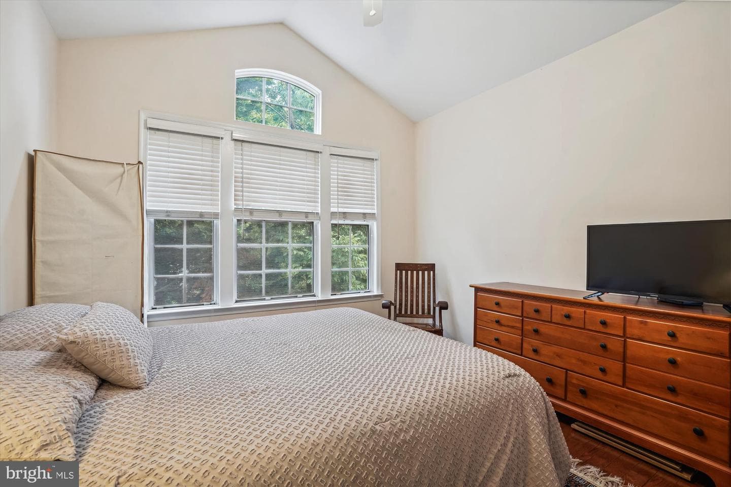7029 Haycock Road #409 photo 29
