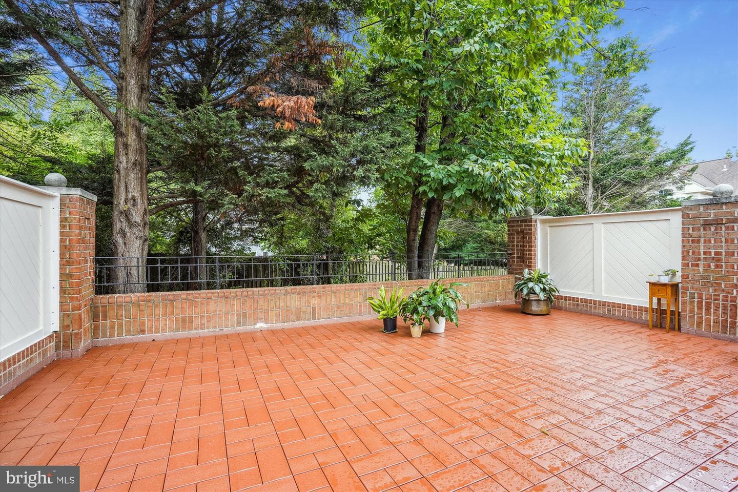 7029 Haycock Road #409 photo 35