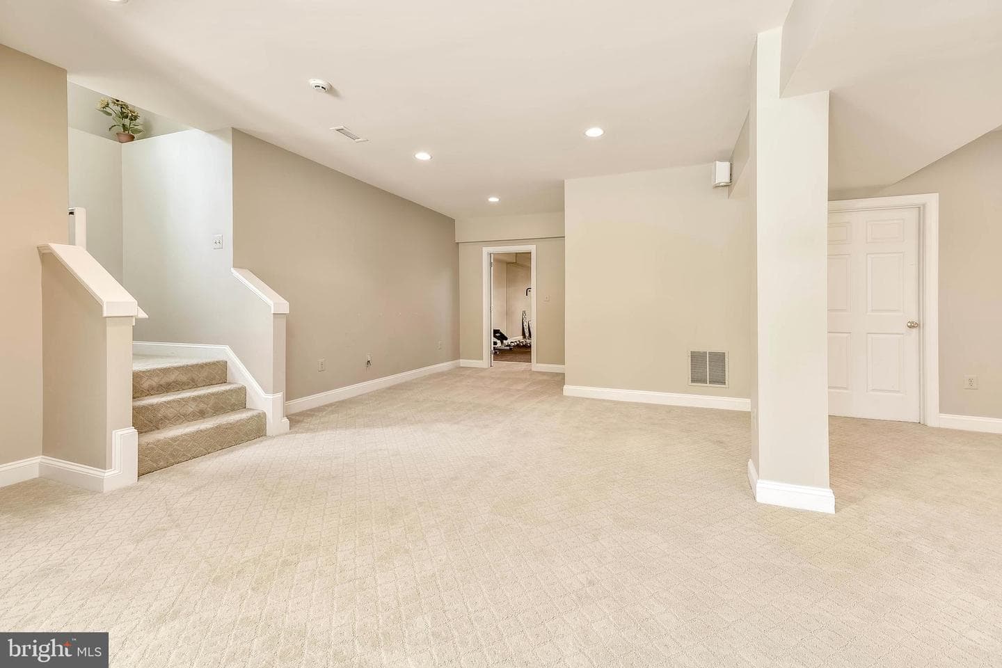 1404 Wynhurst Lane photo 51