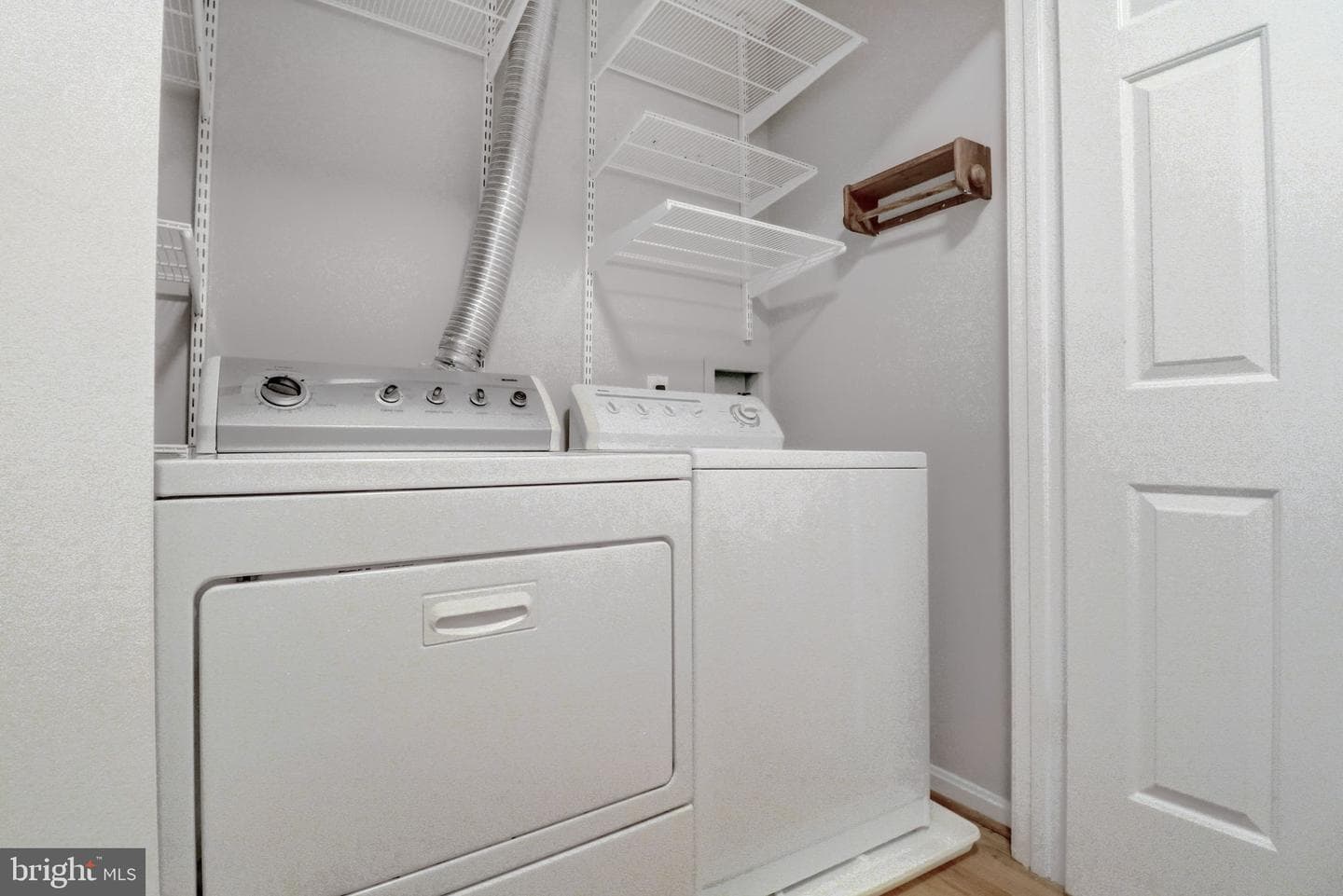 6529 Tartan Vista Drive photo 35
