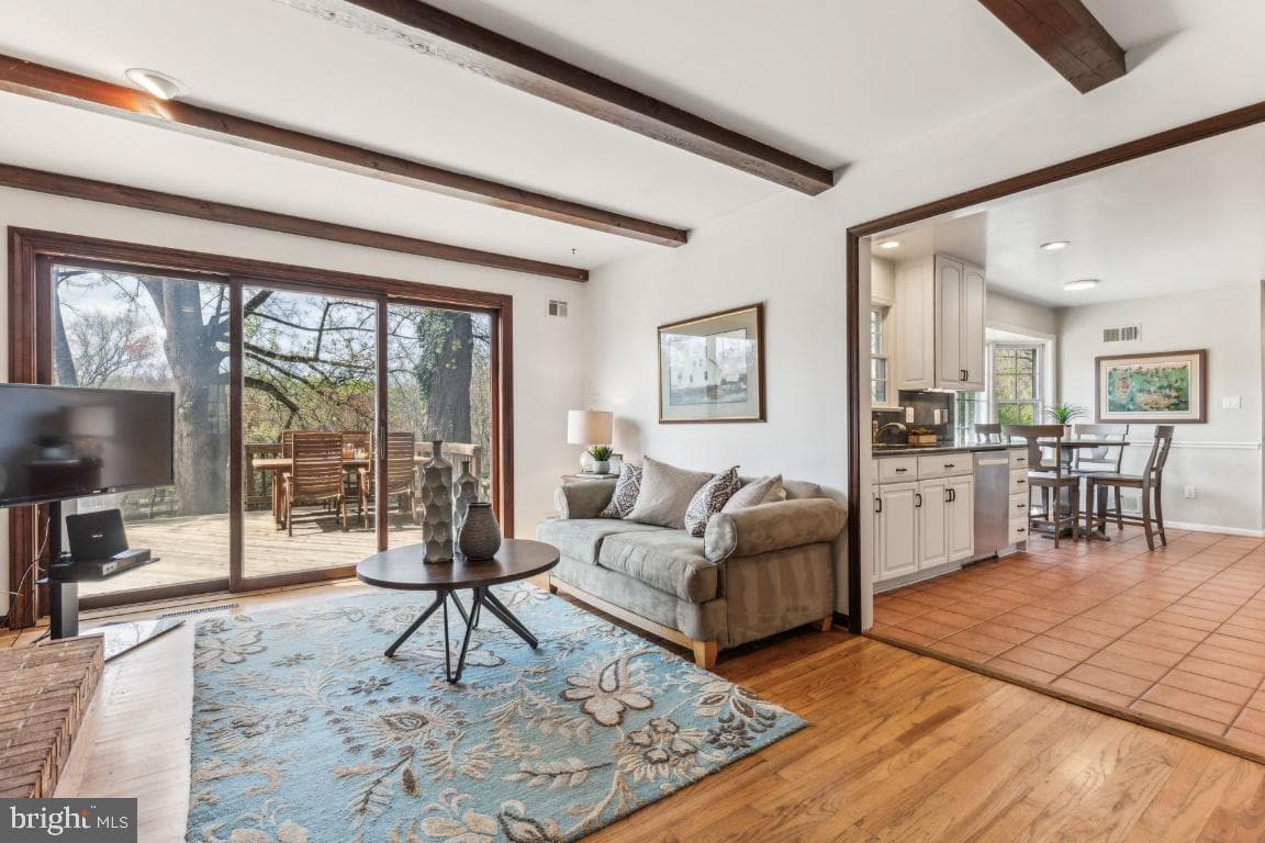 10505 Wickens Road photo 10
