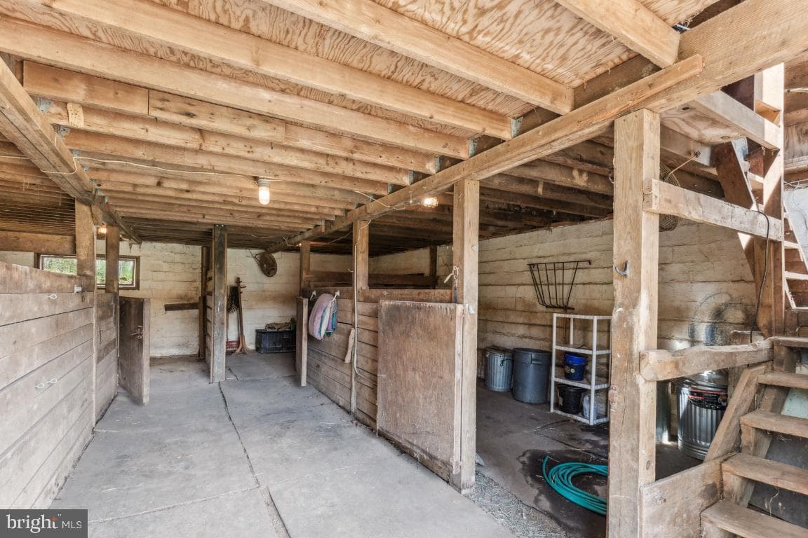 10505 Wickens Road photo 42