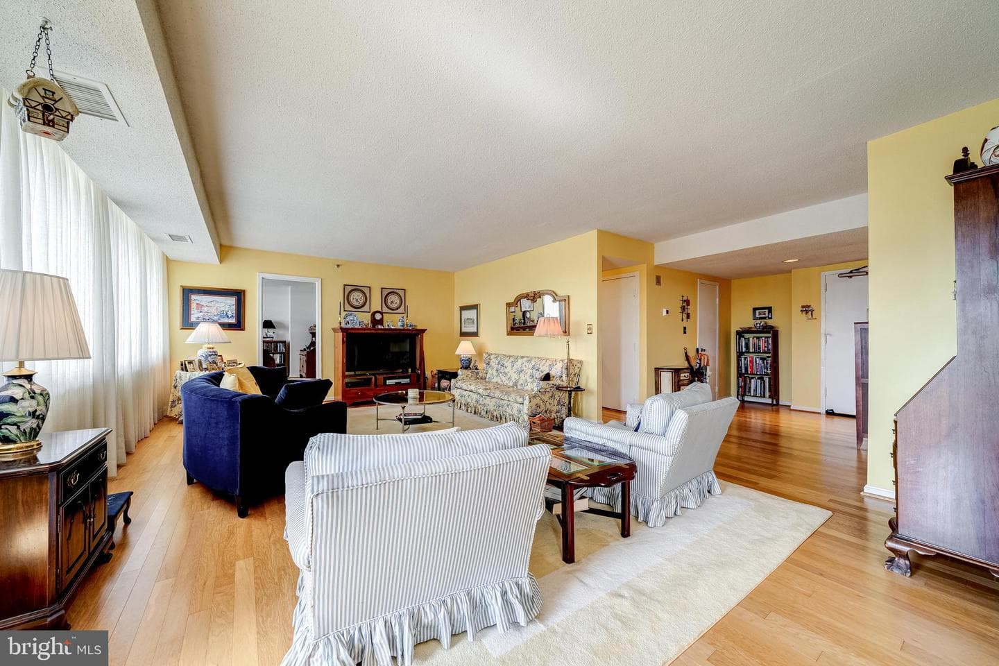 3713 S George Mason Drive #1005 photo 10