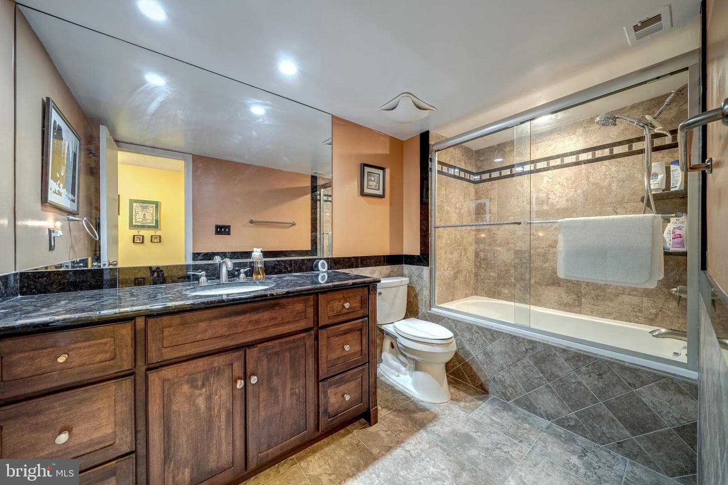 3713 S George Mason Drive #1005 photo 25