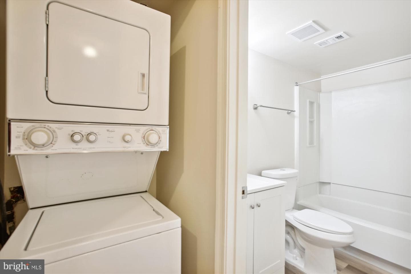 5831 Cove Landing Road #303 photo 20