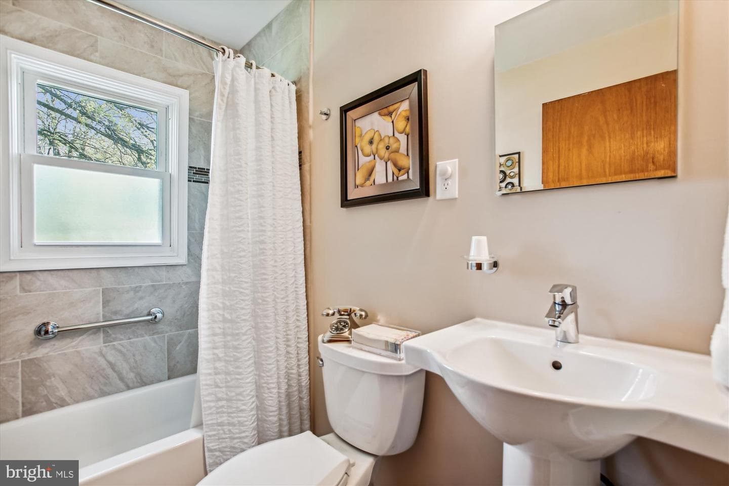 6714 Lenclair Street photo 21