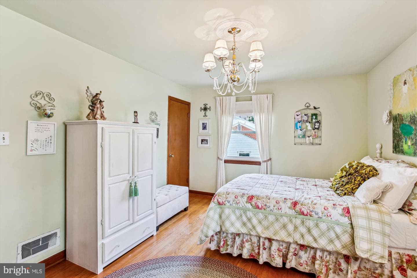 6714 Lenclair Street photo 27
