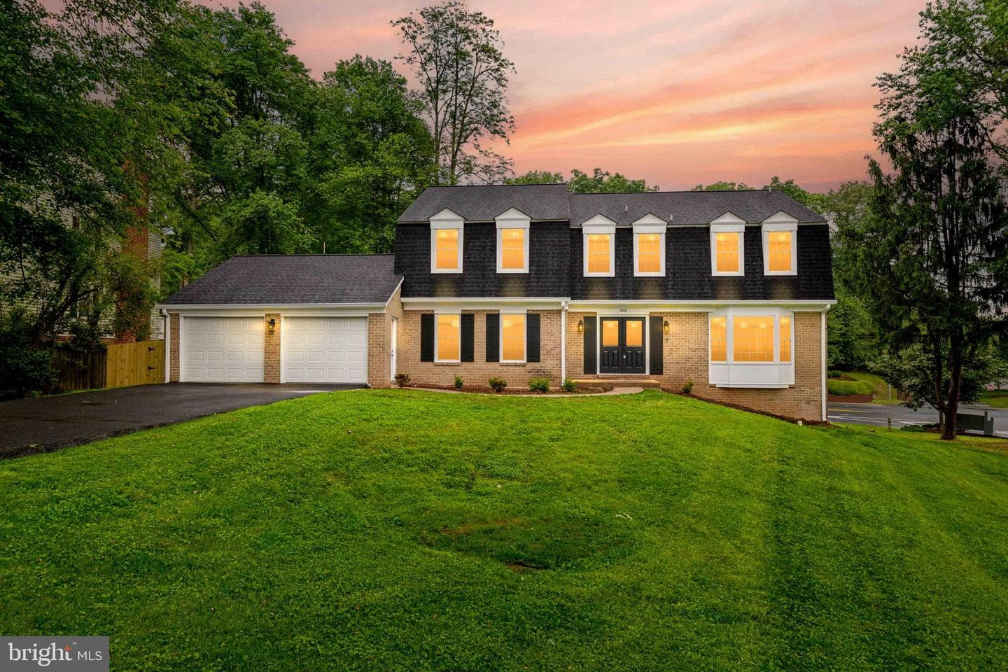 2600 Mountain Laurel Place photo 2