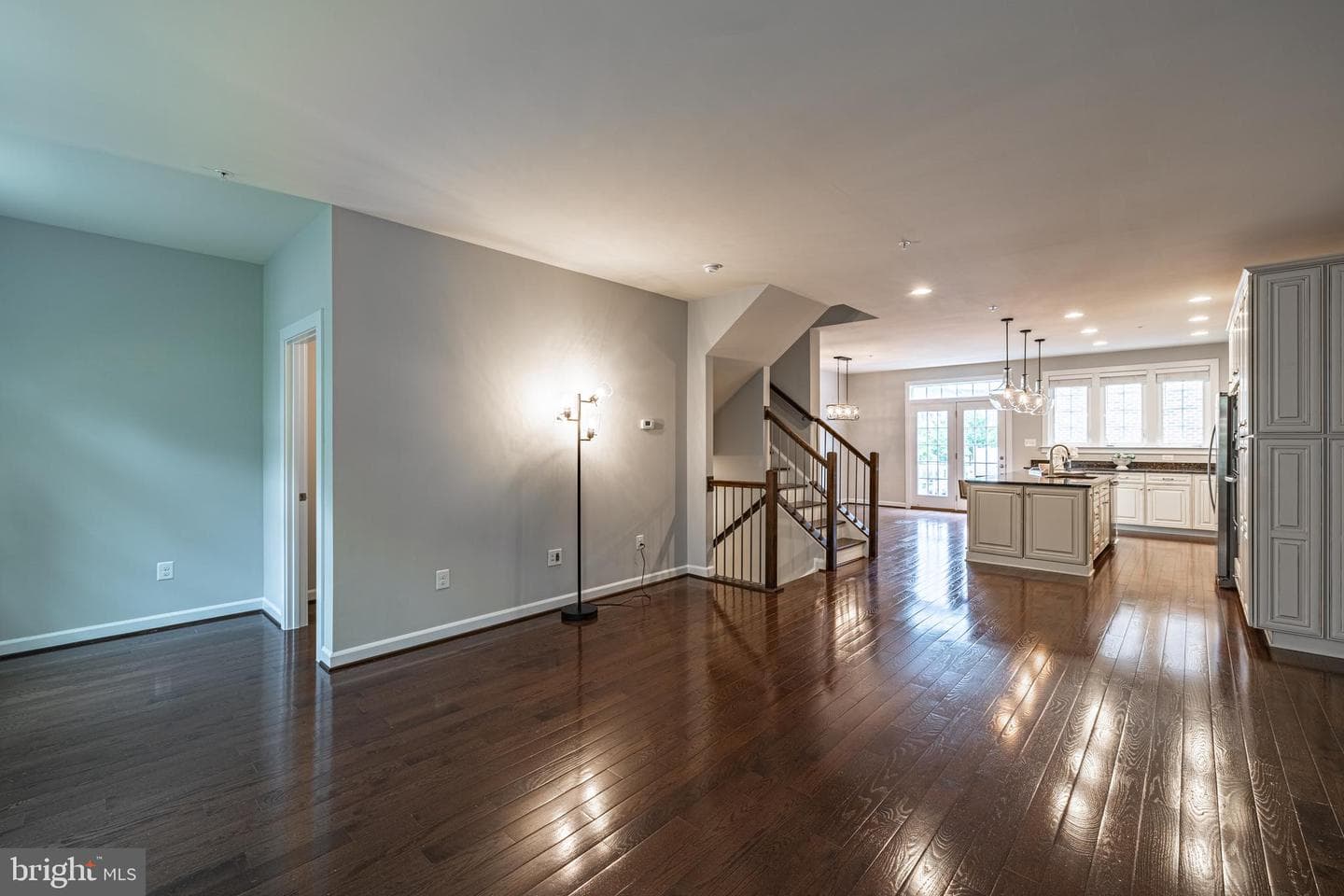 13719 Neil Armstrong Avenue photo 15
