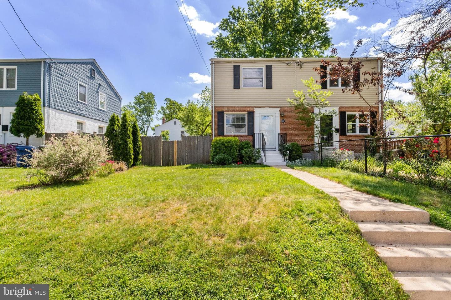 5647 Fenwick Drive photo 4