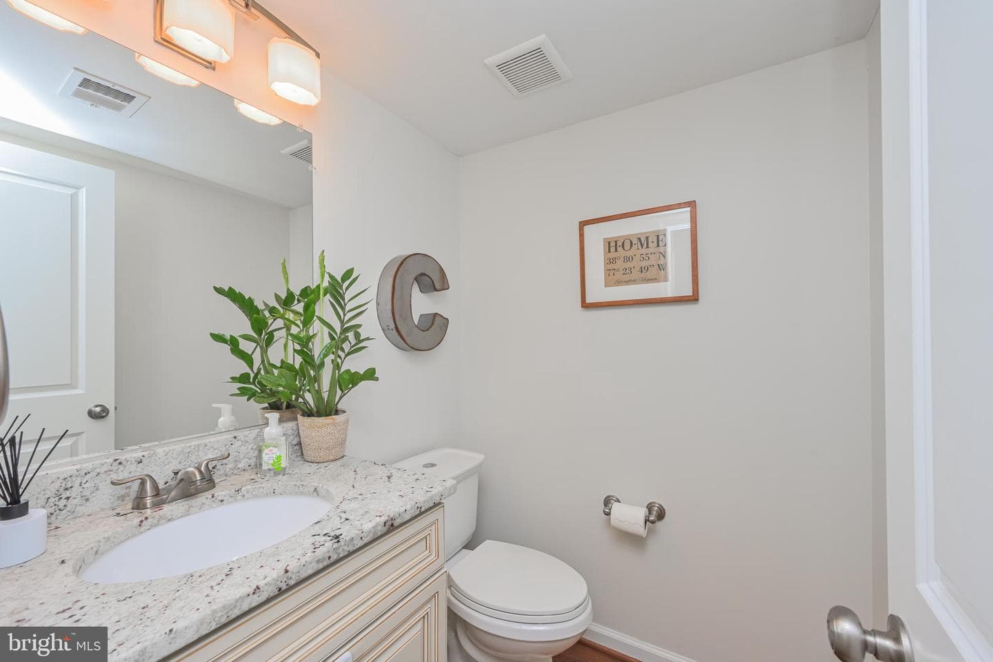 5310 Danbury Forest Drive photo 15