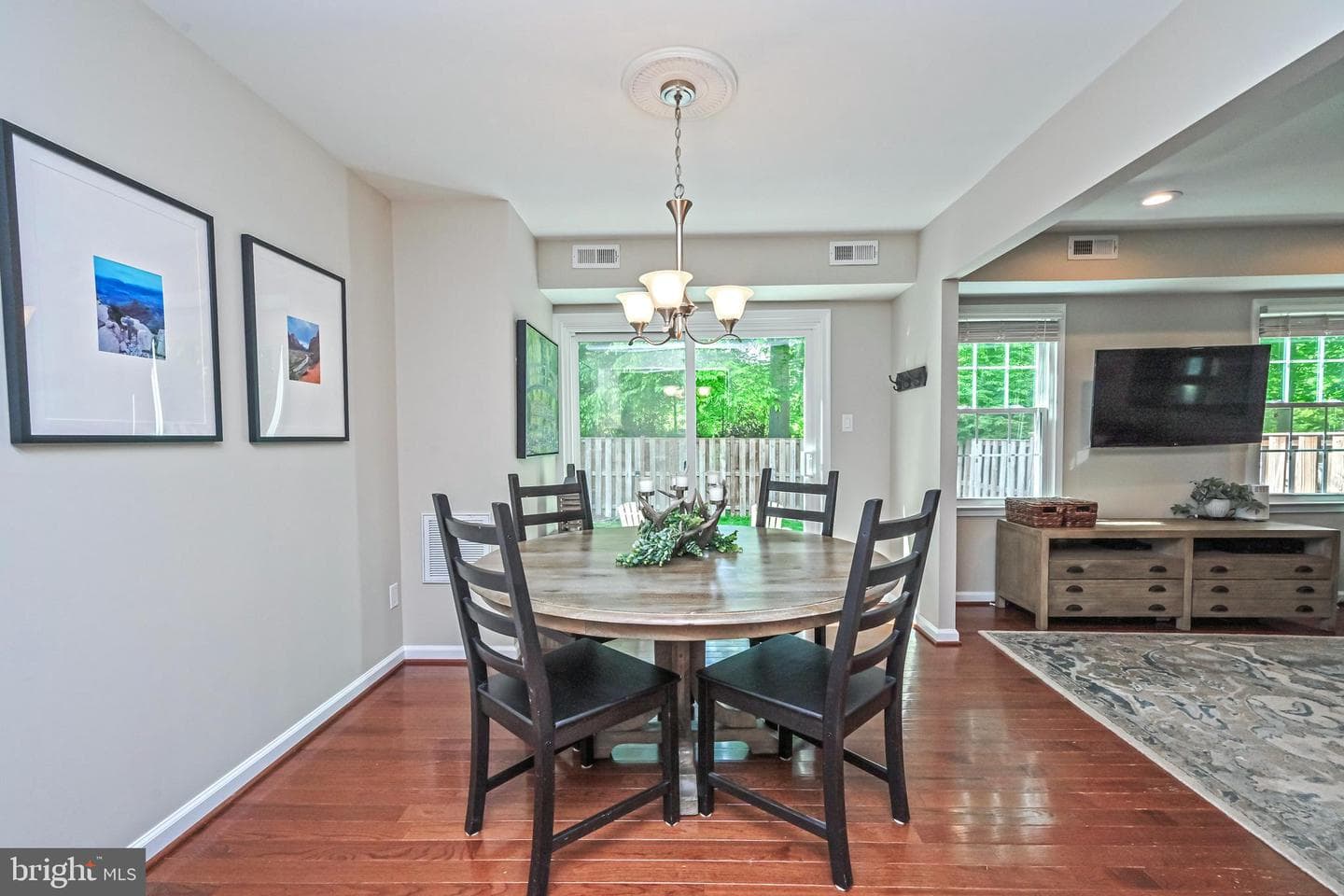 5310 Danbury Forest Drive photo 7