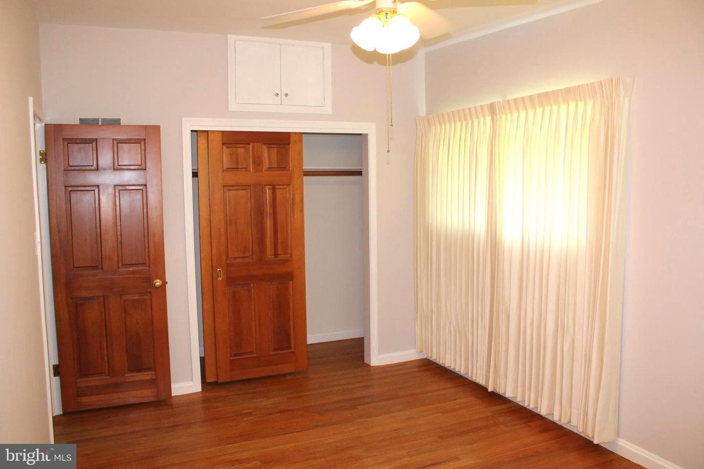 4930 Lincoln Avenue photo 24