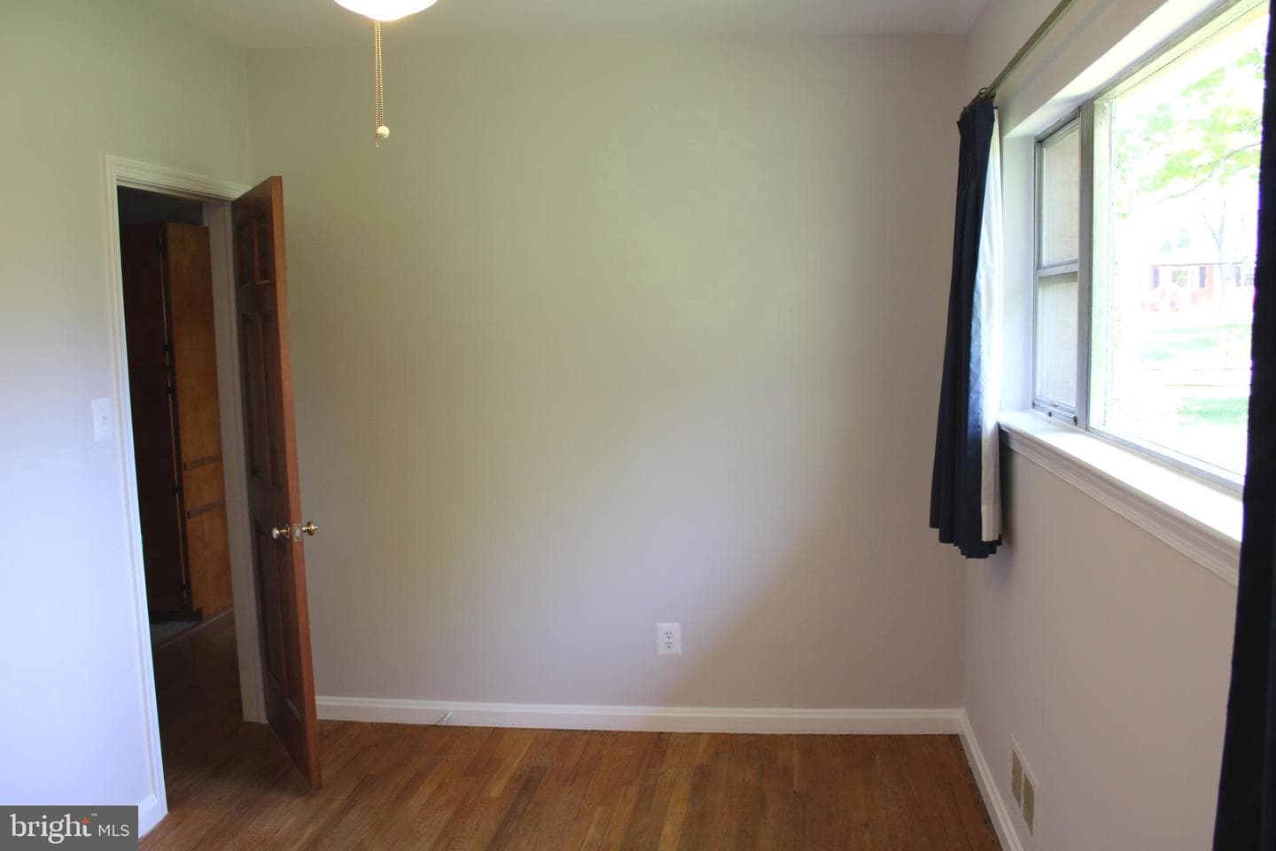 4930 Lincoln Avenue photo 31