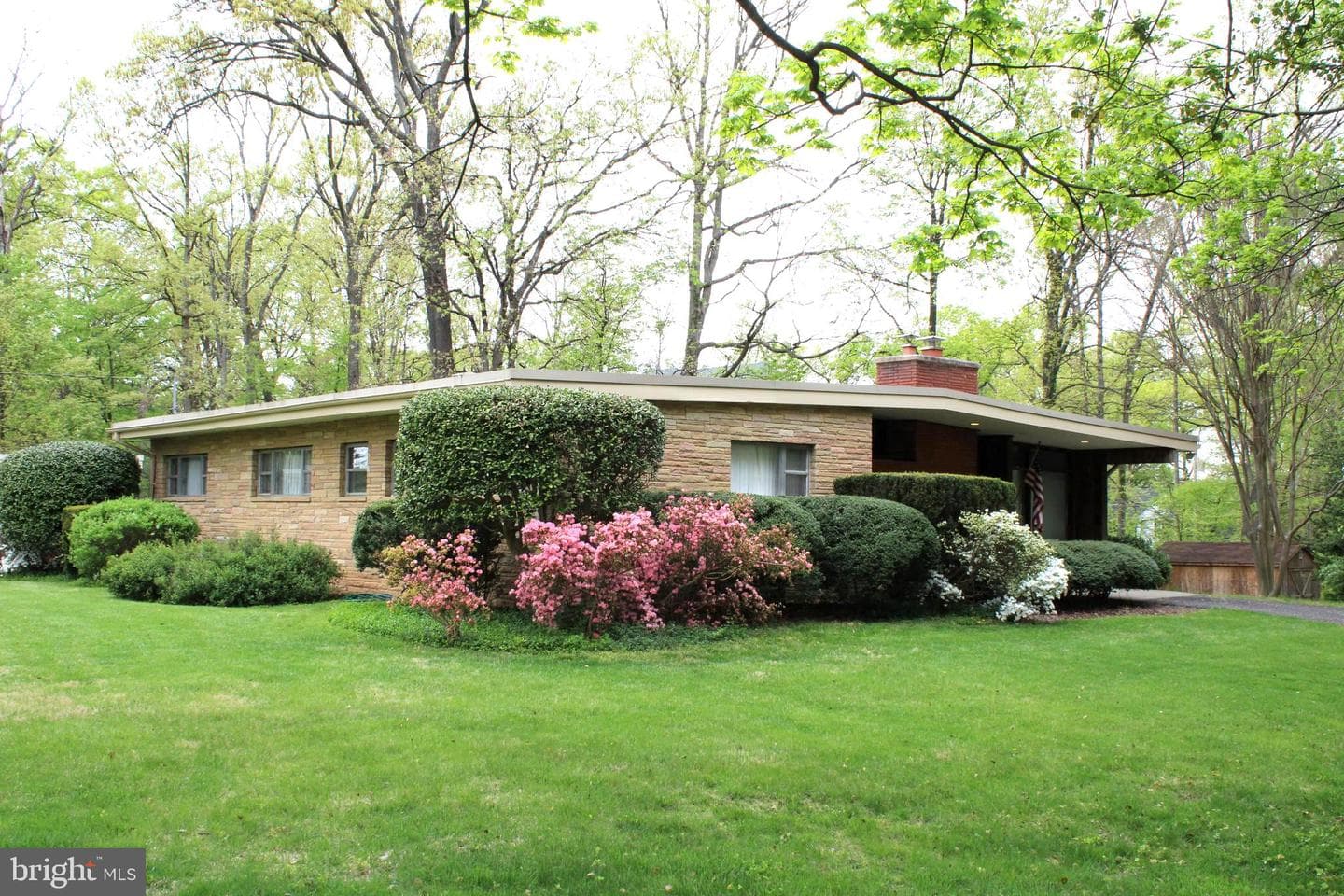 4930 Lincoln Avenue photo 7