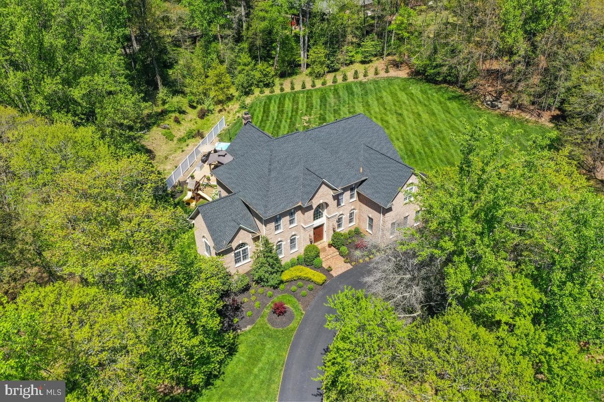 11116 Stuart Mill Road photo 4