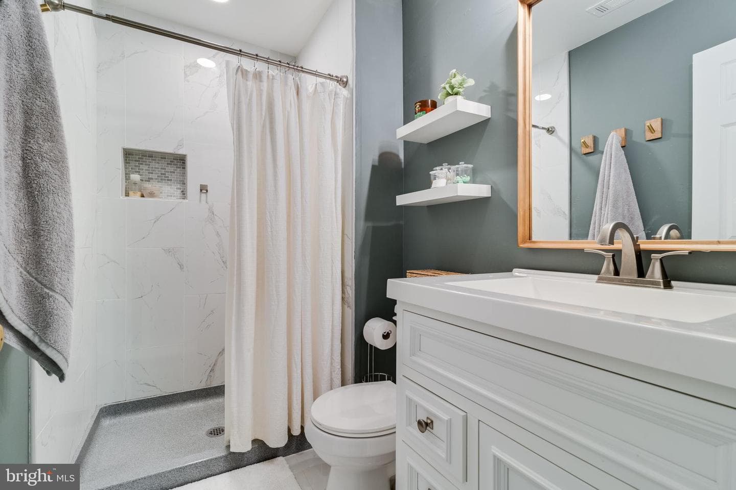 7972 Bethelen Woods Lane photo 32