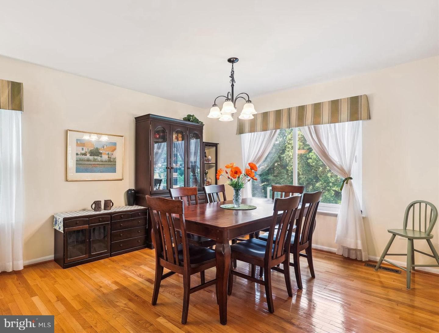 8529 Minerva Court photo 10