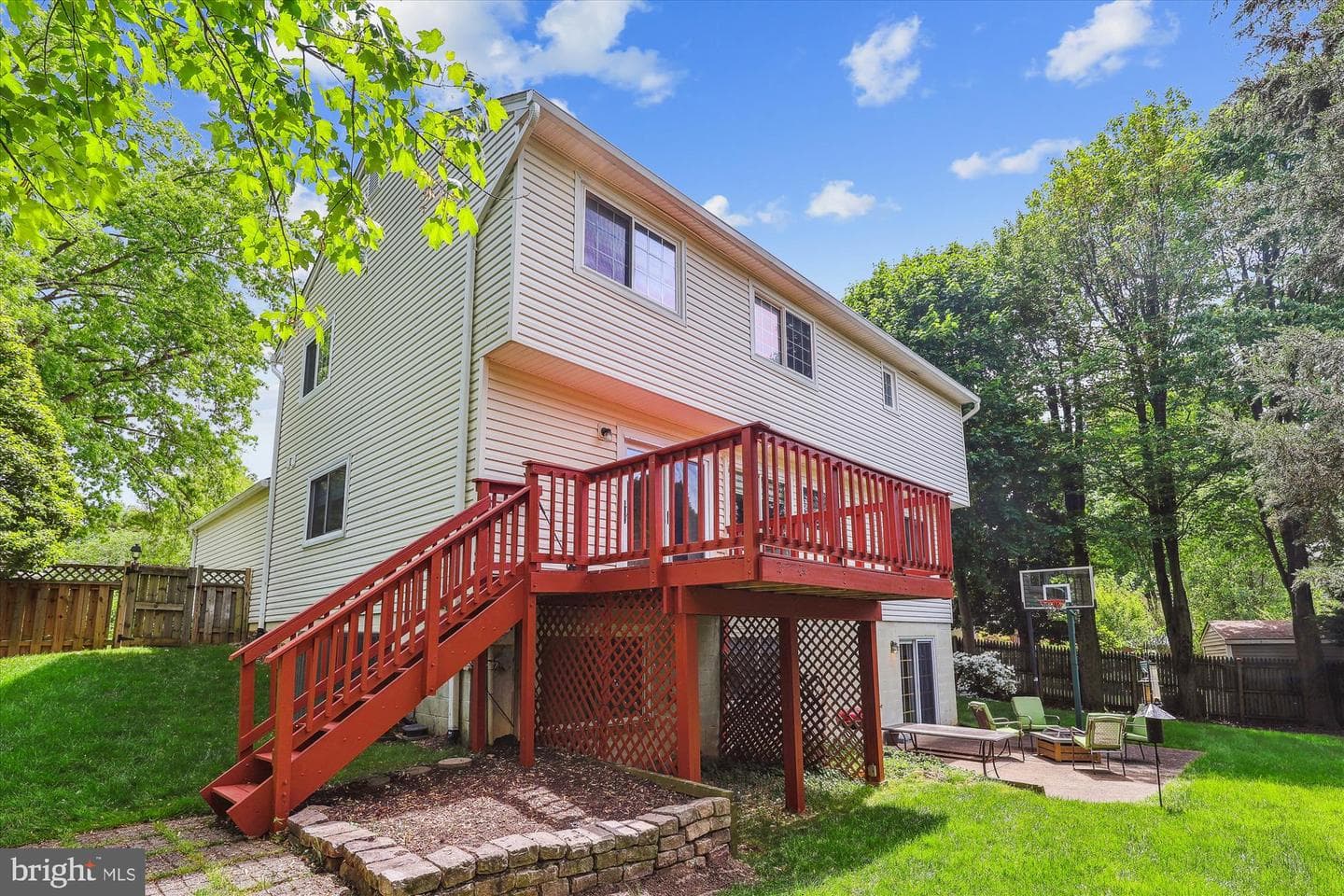8529 Minerva Court photo 38