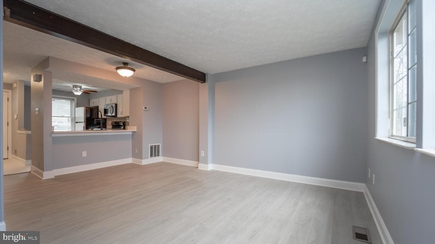 8320 Bark Tree Court photo 10