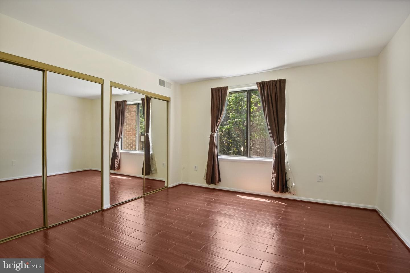 9702 Kingsbridge Drive #103 photo 17