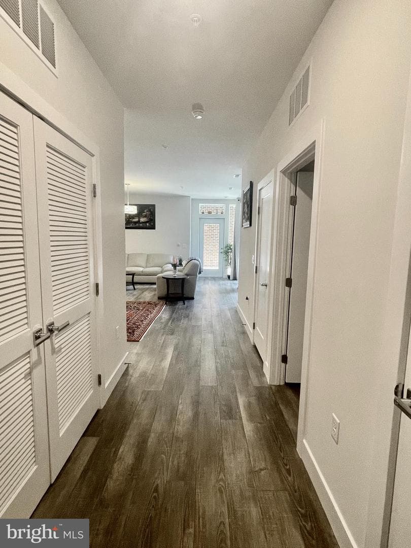 1761 Old Meadow Road #201 photo 3