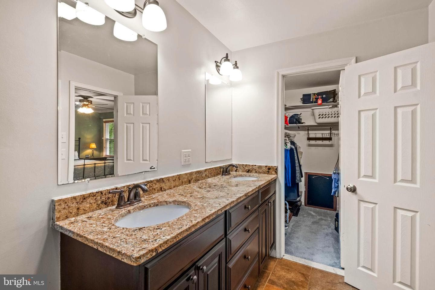 6211 Gentle Lane photo 33
