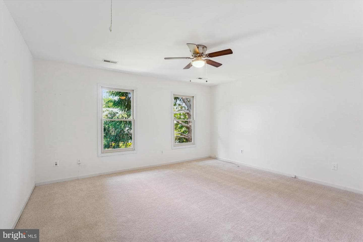 1013 Crestview Drive photo 23