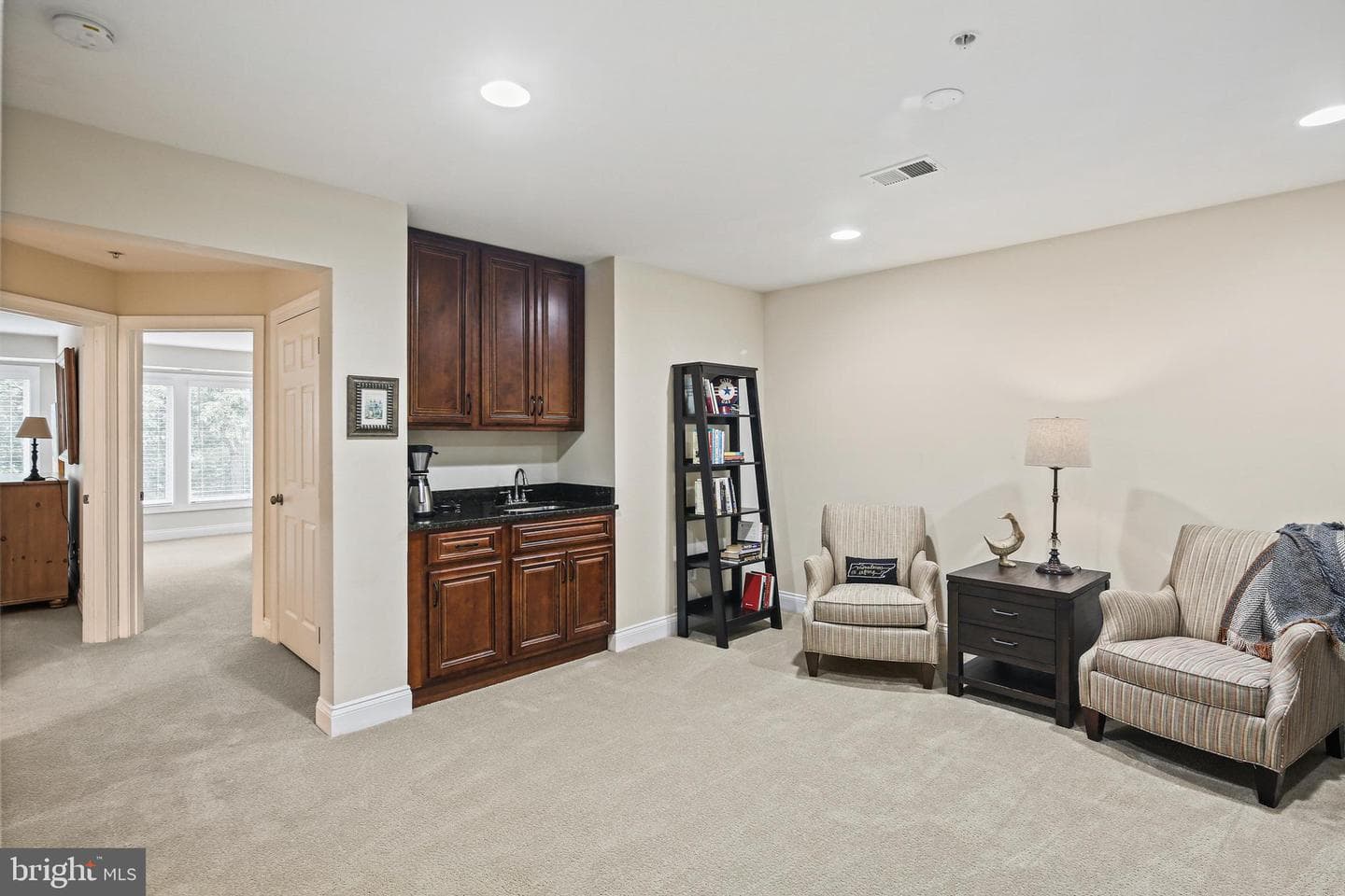 2040 Beacon Heights Drive photo 22
