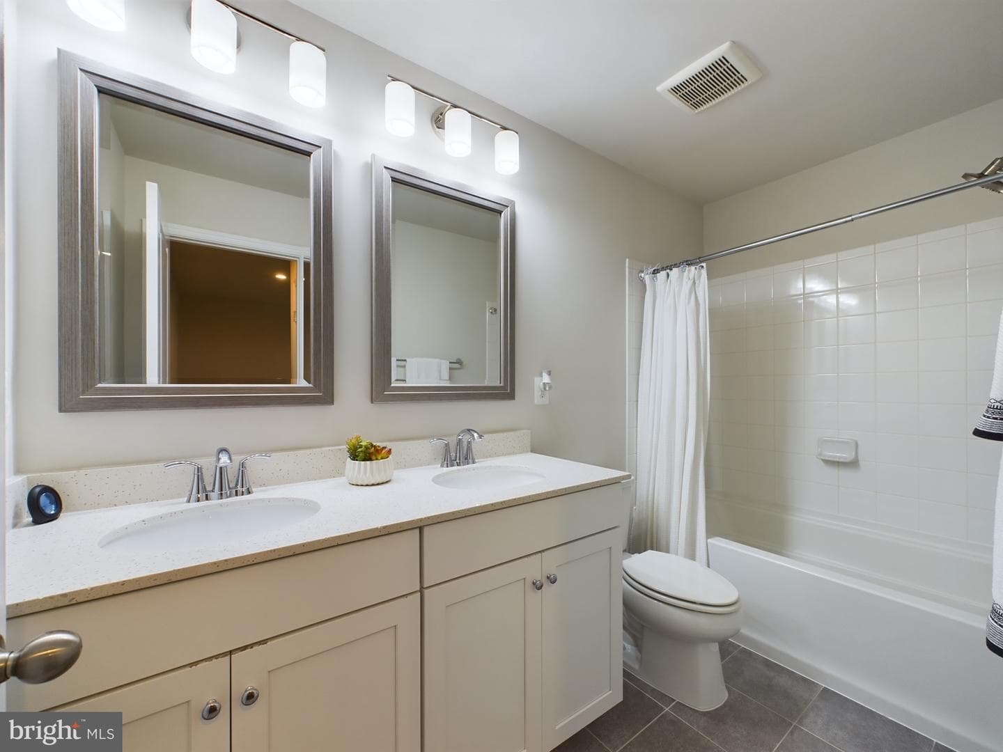 7358 Thomas Grant Drive photo 45