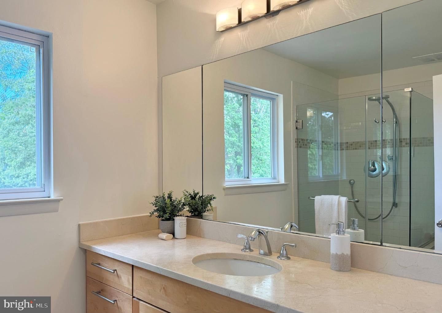 9202 Hambletonian Place photo 12