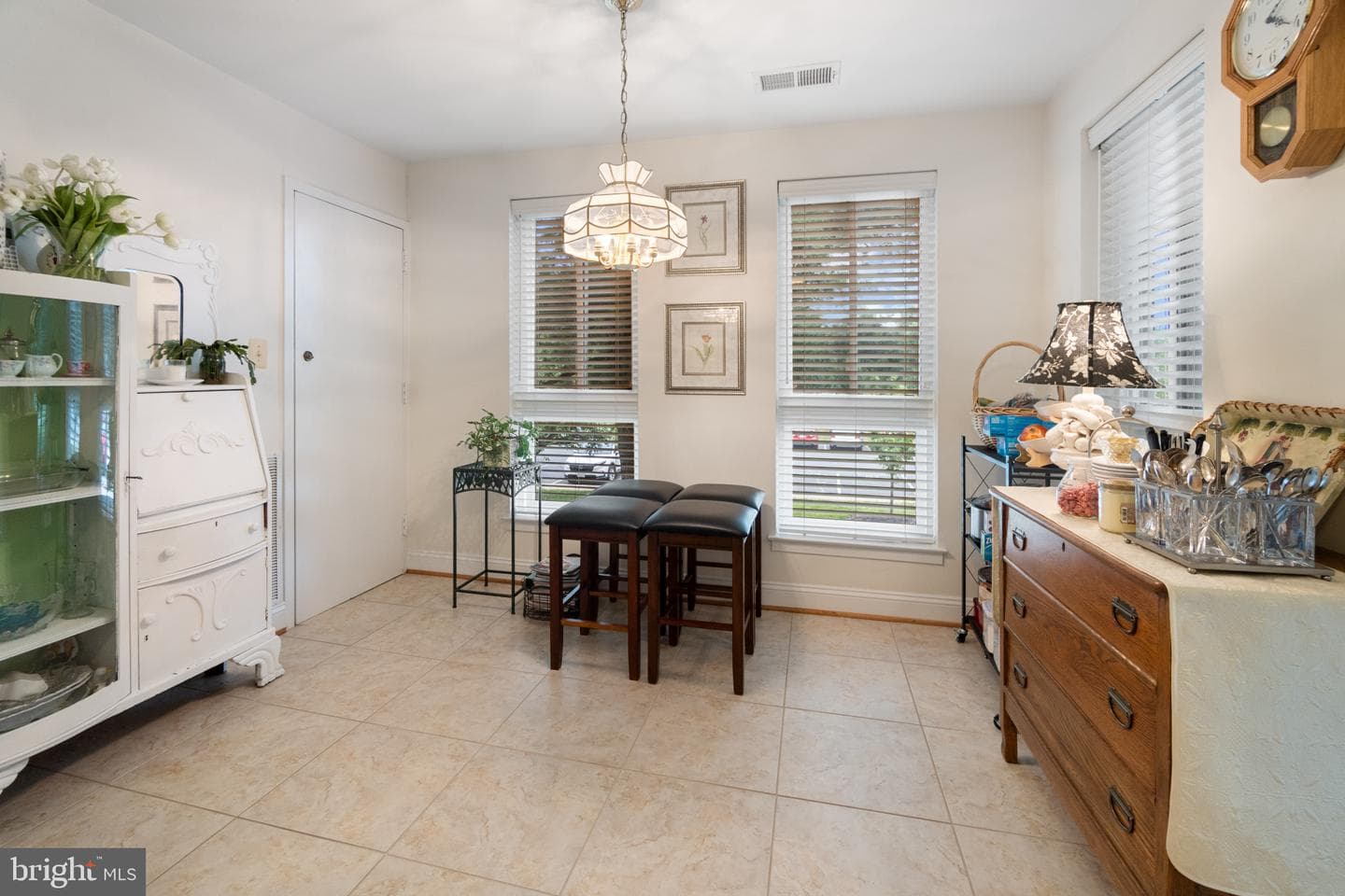 563 Florida Avenue #104 photo 20
