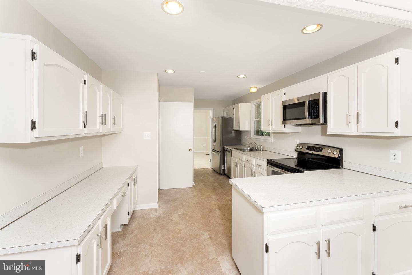 7016 Cottontail Court photo 8