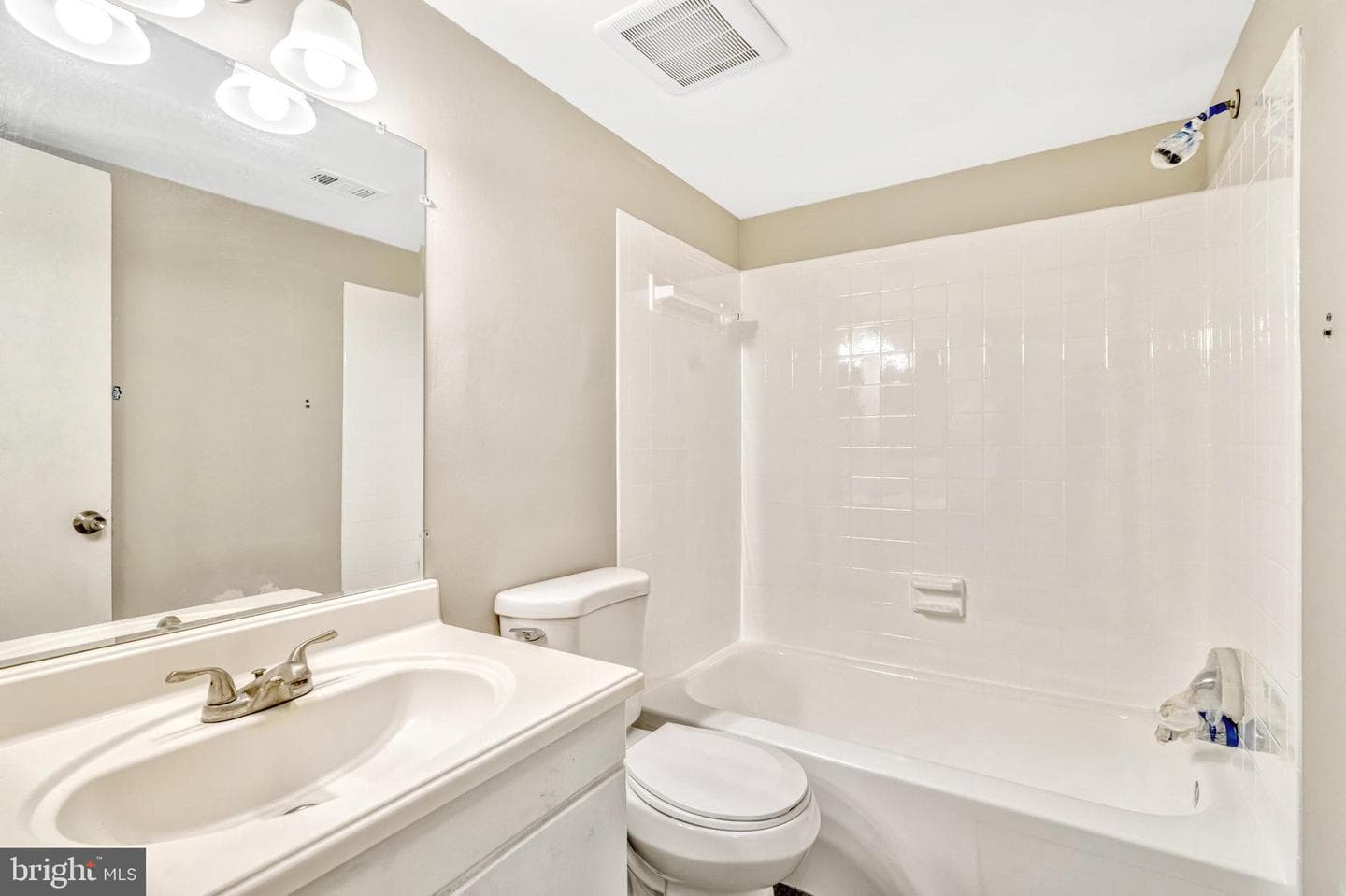 527 Florida Avenue #45 photo 13