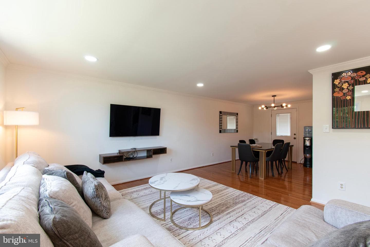 9336 Burke Road photo 9