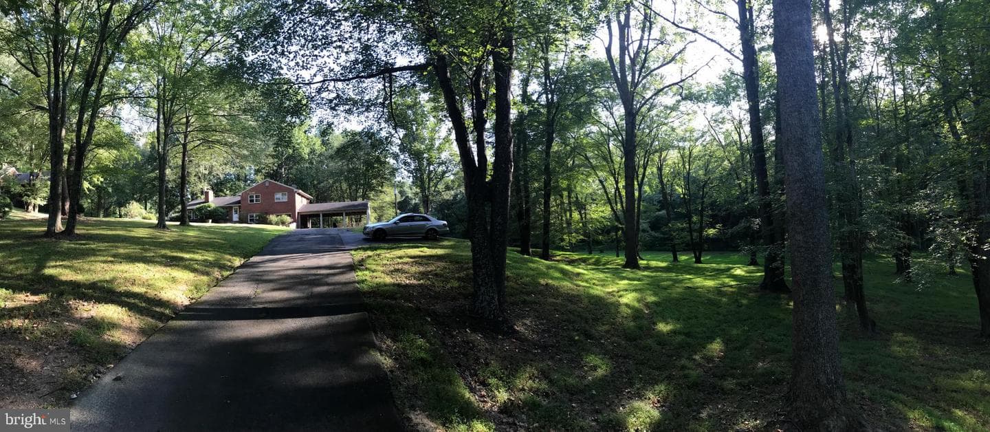 10209 Beach Mill Road photo 12