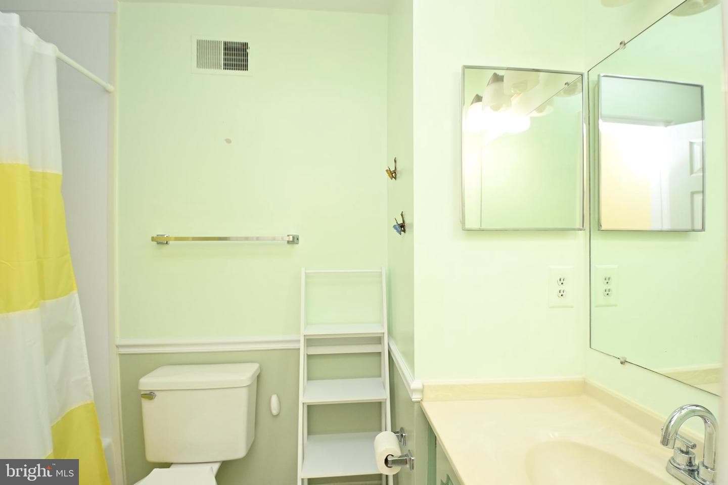7306 Fathom Court photo 31
