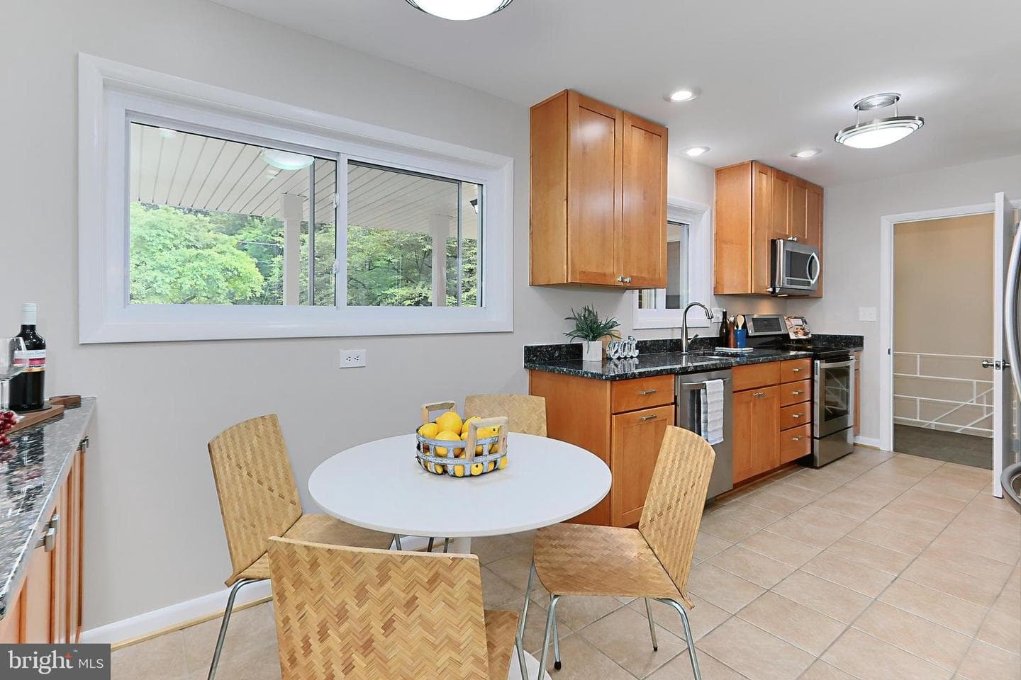 6534 Kerns Road photo 17