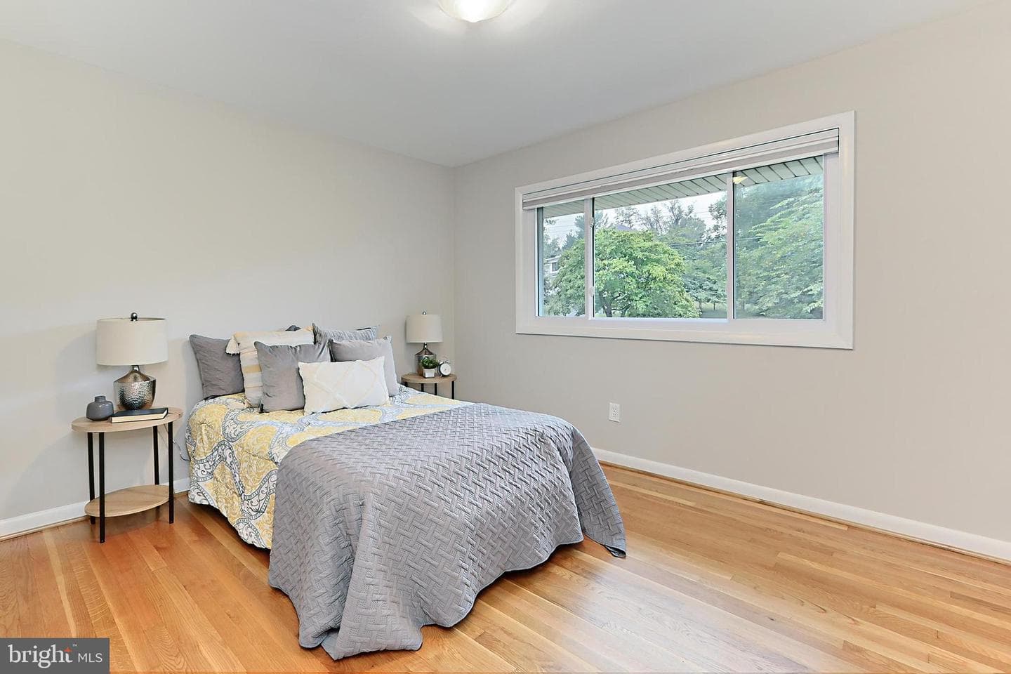 6534 Kerns Road photo 24