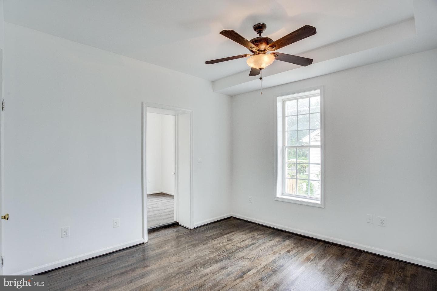 6003 Frederick Street photo 29