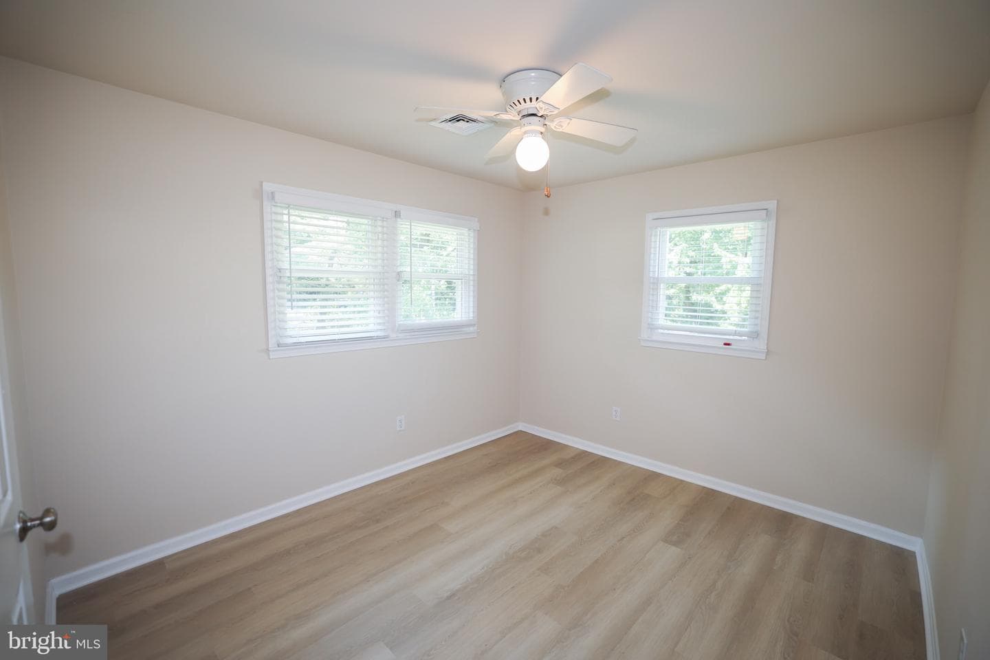 6724 Newington Road photo 19
