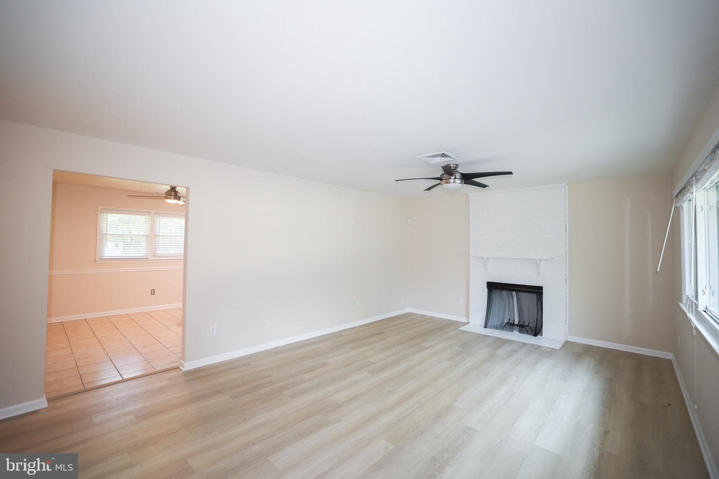 6724 Newington Road photo 8