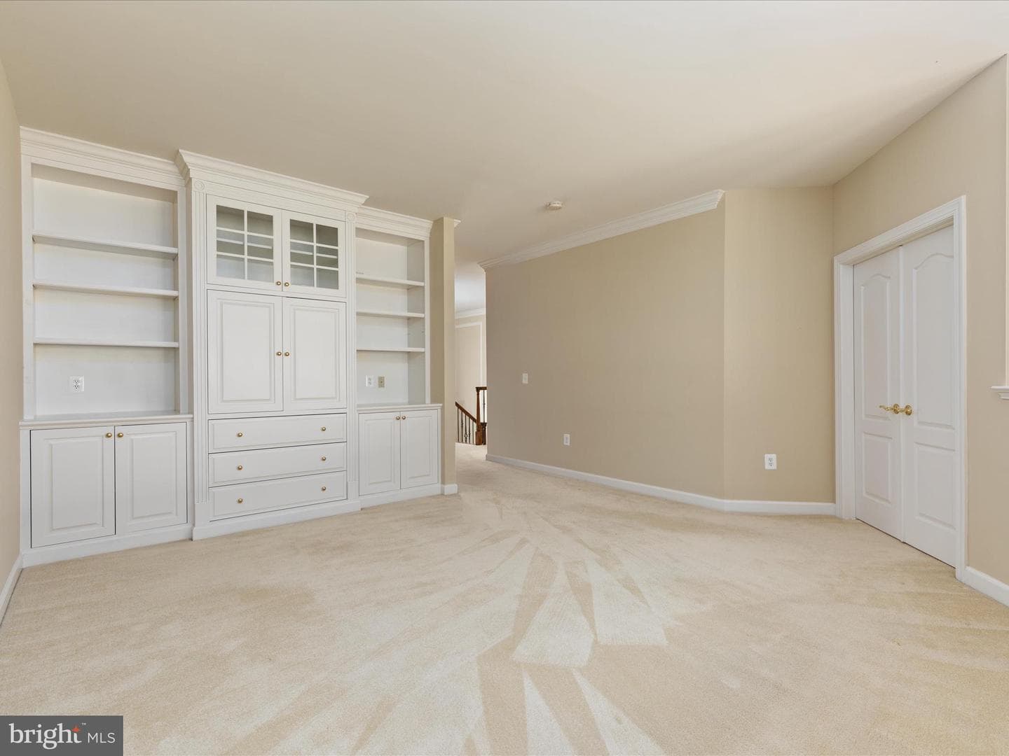 3852 Dickens Way photo 22