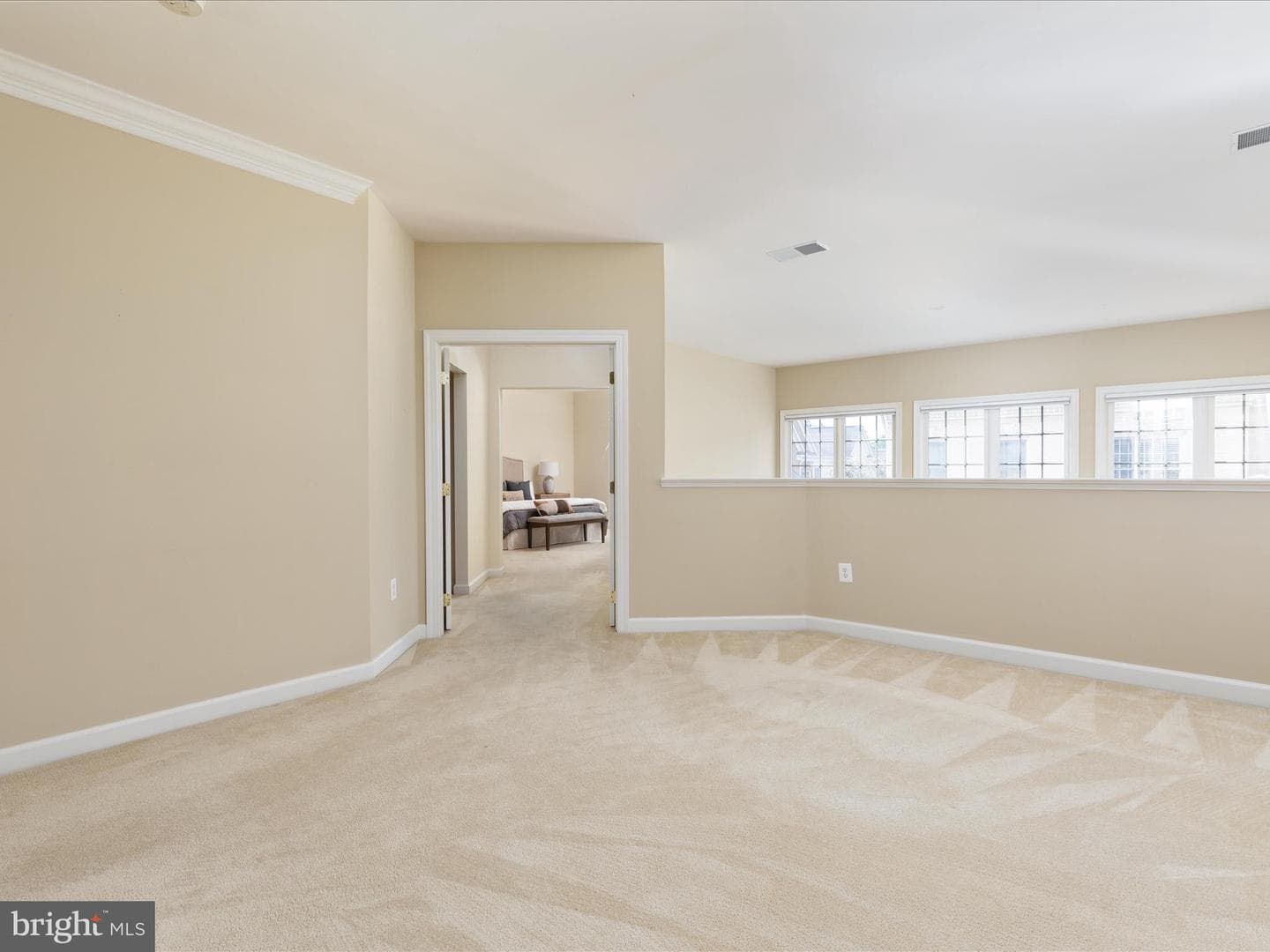 3852 Dickens Way photo 24