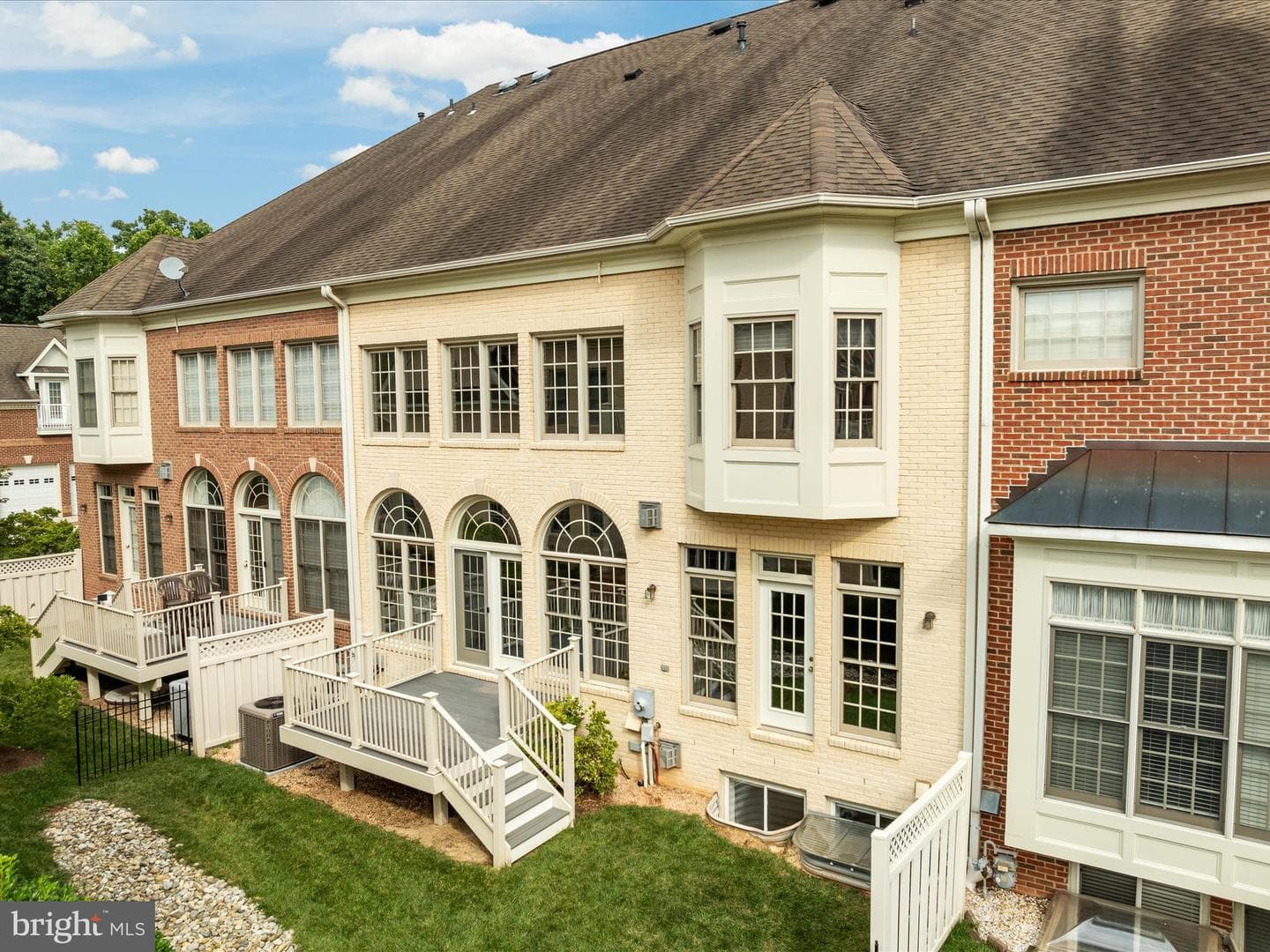 3852 Dickens Way photo 52