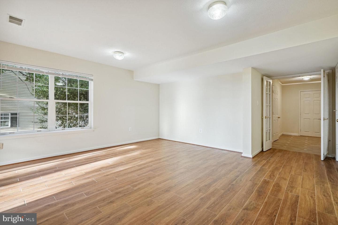 2817 Roesh Way photo 22